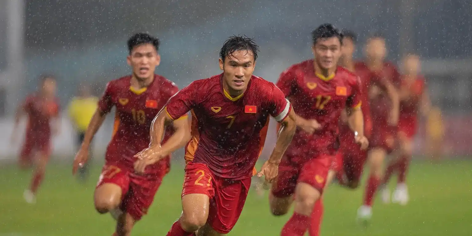 Bagaimana Peraduan Berfungsi dalam Sukan Bola Sepak?